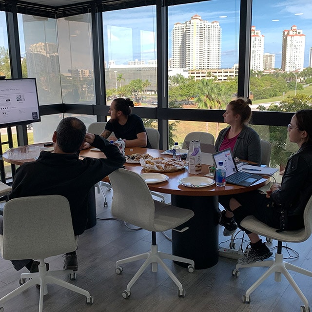 absolute-web-miami-team-18