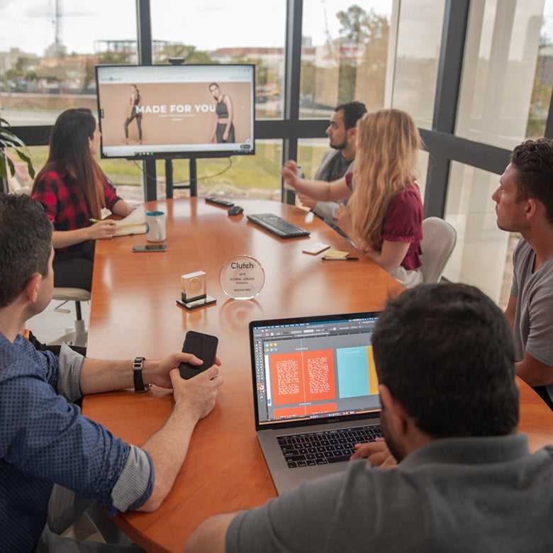 absolute-web-miami-team-at-work-2